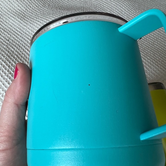 Magellan & Ozark Trail Tumbler Lot - Picture 5 of 6